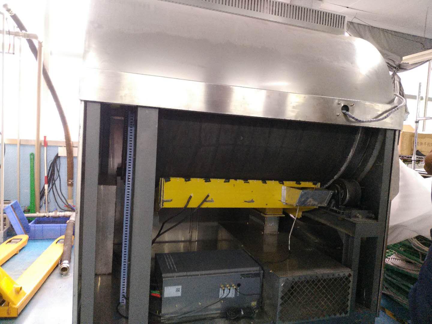 電磁加熱炒貨機內(nèi)部結(jié)構(gòu)