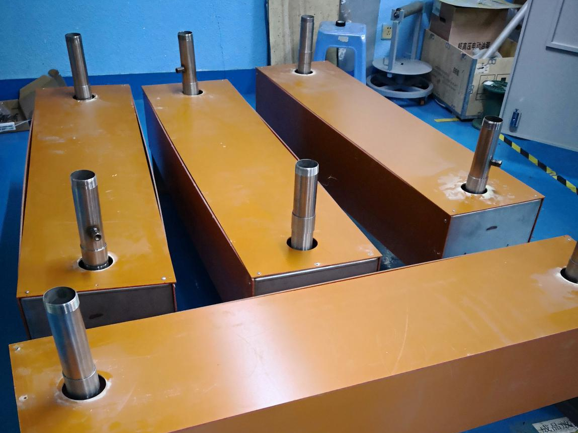 無錫電磁熱水設(shè)備定制30KW*4臺